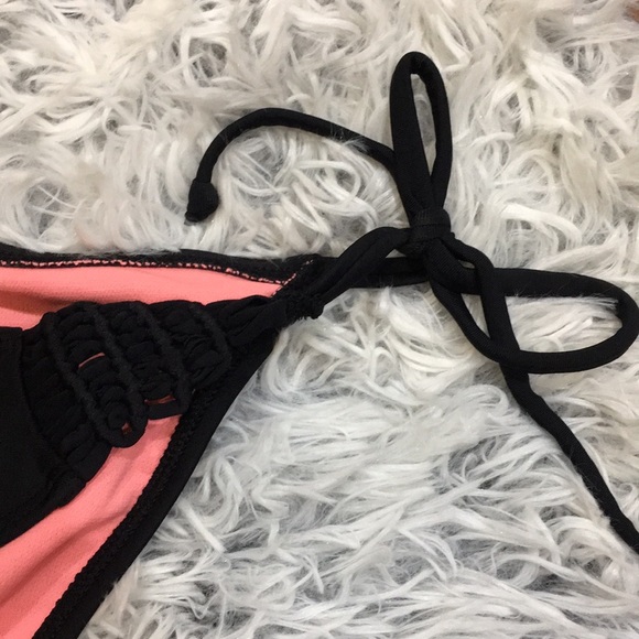 String Bikini bottom - Picture 2 of 4